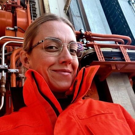 MaylisLabarrre's profile picture. I work as a toolpusher/ Contractor, a role that involves overseeing drilling operations and managing the equipment needed for drilling.