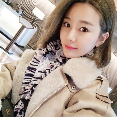 lpqrz47482996's profile picture. Dream a dream and don't get stuck in it. 
Learn to put them into practice and make the best of them.