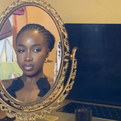 Jaiye_ttmc's profile picture. ♎️| 21 | feminist | Makeup Artist | Law student | LGBTQ ally💋