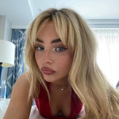 _nixllangel's profile picture. bangtan, seventeen & harry 🫶🏻