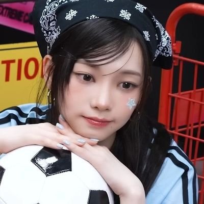 saikisawr's profile picture. idk. idc. idgaf.