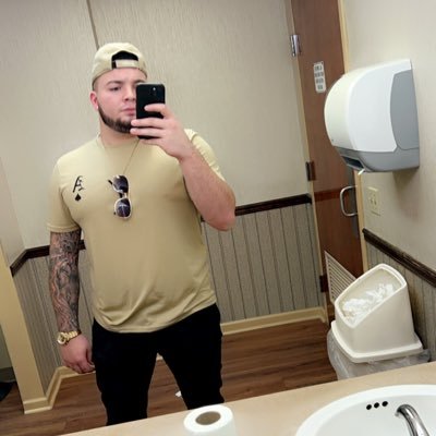 __cole__j's profile picture. Flock😈🖤 🏆🏆    Irish ☘️ 13x🏆