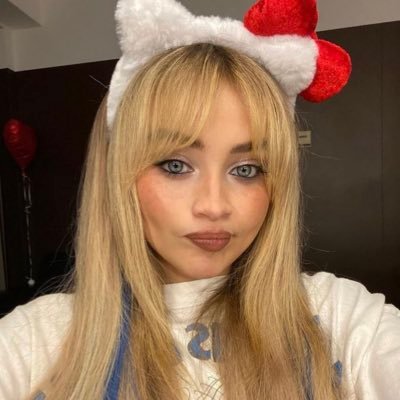 jkvgrl's profile picture. written by taekook.