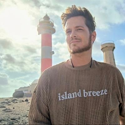 ytodoshablan's profile picture. Like a conocer la actualidad y el mundo de la comunicación. Me creo una cuenta de Twitter cuando esto va de capa caída... pero no siempre hago todo al revés. 🤷