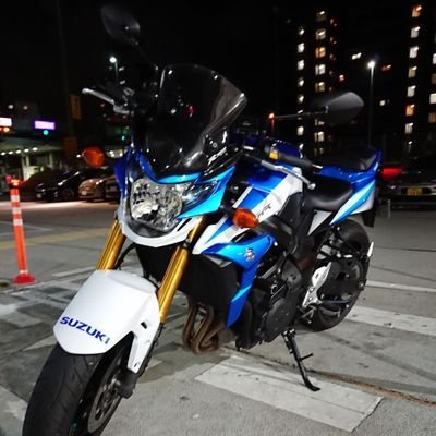 SUZUKI車ソロツーリングを気ままに活きてます🥹
クリエイターさんの推し活してます🐥🐿️🍒
拉撫堕滅那物(●･`ω´･)b
※顔出しNGです🙇‍♂️