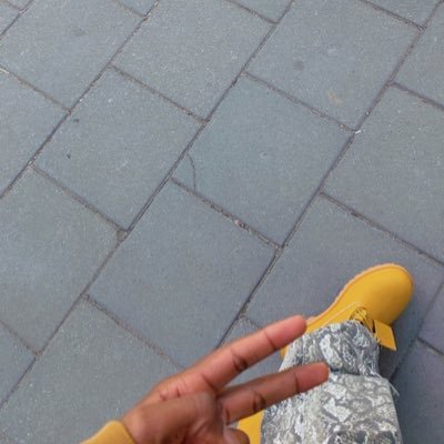 S09821141Sowe's profile picture. Always look for a reason to smile even when things are looking bad. Believe me, you have much to be thankful for. Show gratitude.