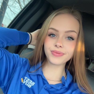 Slammin_Sammiee's profile picture. my life & horrible sports takes 🩷| #TheStarWeAre 📽️| #DallasCowboys🏈 | #SkoBuffs💛🖤🦬|#TP20FRVR💙| #Hockey 🏒| #UFC 👊