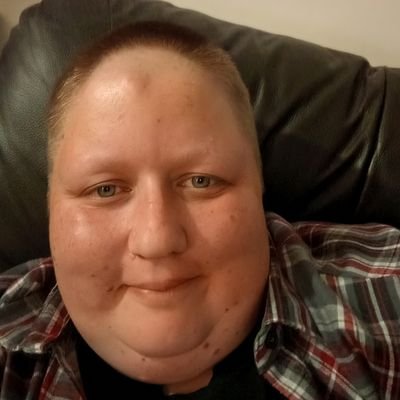 stephlloyd35's profile picture. I am Steph Lloyd I have autism and learning disabilities and ADD I am 35 years old xxxx I am non binary AUTISM ALWAYS WINS ❤️❤️