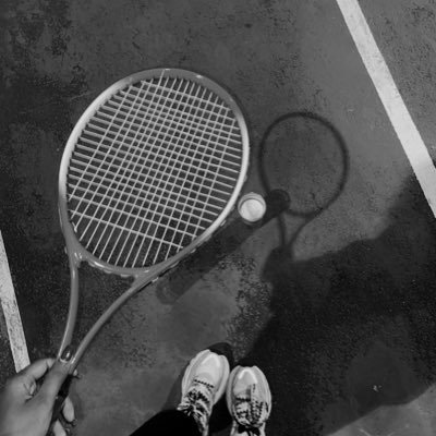 Paule_Mazarine's profile picture. Reading, photography, sport, music.