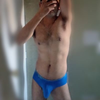 _sinnerman69's profile picture. Aquí se viene a coger porque santos no son😈 RS 🥵💰
Luces 🚨 Cámara 🎥 Acción 🎬