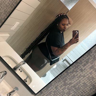 0nly1Niraa's profile picture. ~Face Pretty 🫶🏽 but Soul Prettier ✨🌻~