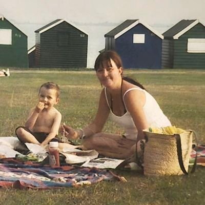 Cheeseo76847269's profile picture. Just trying to navigate my way thru whatever this hell is at the moment 🤷‍♀️
♀️=♀️
❤️my boys 👨‍❤️‍👨
also ❤️ 🧀🍷🪴🐕🪩🎶💃🏖🌊🏡💐