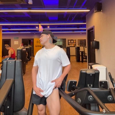 Leoisaza's profile picture. 