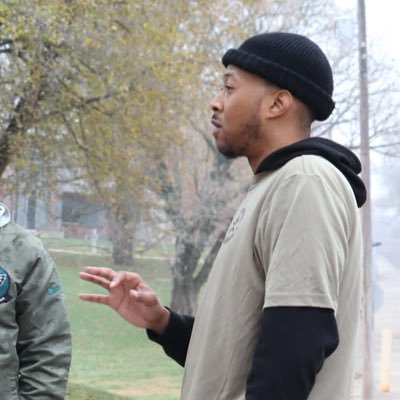 2_illy2's profile picture. #CanesFam / USAF✈️ / IG: kingondeck ♏️