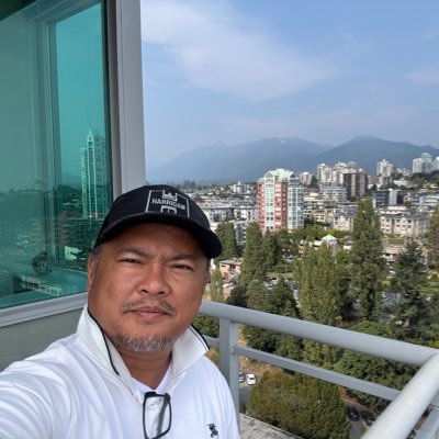 SherwinLining's profile picture. Rich Dad Poor Dad! After reading this book, I started believing in building assets, investing wisely, and acquiring more financial knowledge.