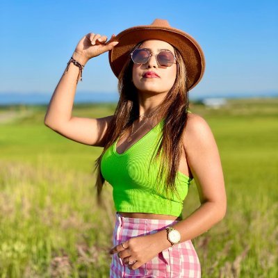 RabyaQayux's profile picture. Believe in the journey! Take that first decisive step, and let your unwavering determination be the engine that drives you straight to success! 🚀