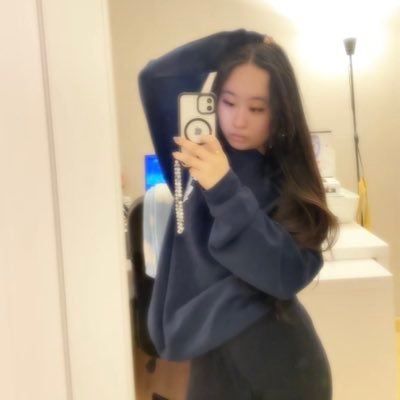 sadlisavlr's profile picture. @elysianfps — @phiavalo — @yukinavlr