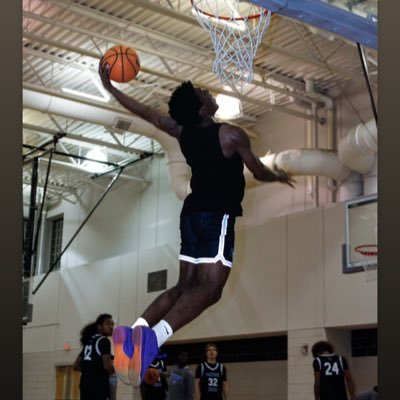 ZyvaunP's profile picture. 2026 6’4 Guard ⭐️ Panther Creek High MBB #5 ⭐️ 📇zyvaunp@gmail.com ⭐️ 919.408.6514