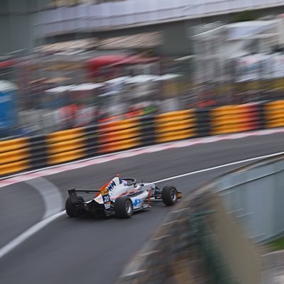 MarverickB26559's profile picture. 