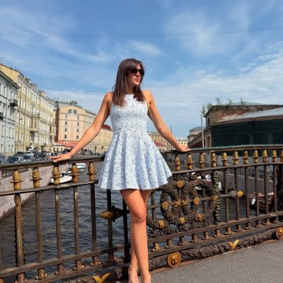 EmilySmith95260's profile picture. Life Attitude | Performance and Creativity | Film and Entertainment
A life  oriented atmosphere, genuine conversations, and inspiration.