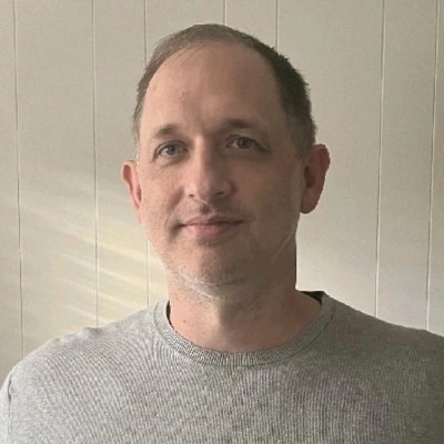 JustinArndtAI's profile picture. Technical Writer → Hardware ML | Built StormBreaker: 96% voltage droop prediction, 12% yield reclaim on 3nm NPUs | Quantum computing → classical chips | 🔗below