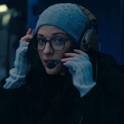 m4ggiequinn's profile picture. dm me for permission to speak on max black, maggie quinn or caitlin lenox. cw shrinking, mistletoe murders