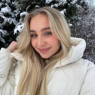 JulietEveruz's profile picture. Live your life like a beam of light, confident and open minded🦋