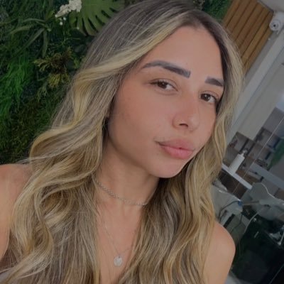 hpicinatti_'s profile picture. O desejo de ser feliz é a meta dos fracos 💰😉