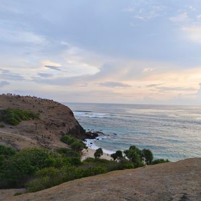 ravenclaweds's profile picture. move here again, since @.gryffindes got susp