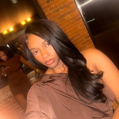 Makayyyy_'s profile picture. 