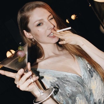 ladyoftheabyss's profile picture. 🌈 Queer. Loud. Unapologetic. 🌈  🏳️‍🌈LGBTQ+ advocate. ✨ Fashion icon.