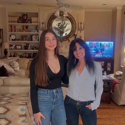 domenicadelia22's profile picture. joined in 2016, wasn’t interested in tweeting. By November 2019, I knew I had to contribute to help the cause! MAGA 🇺🇸🇺🇸🇺🇸