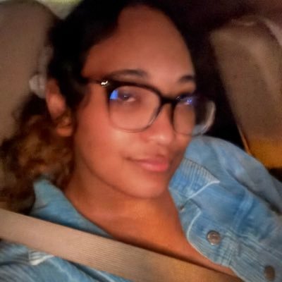 Syrena_Moon's profile picture. Aspiring adult talent. Short stacked.