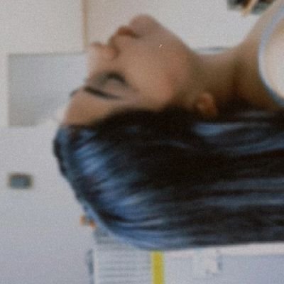 tintaotiempo's profile picture. de rodillas no suplico ni de frente te lo explico.