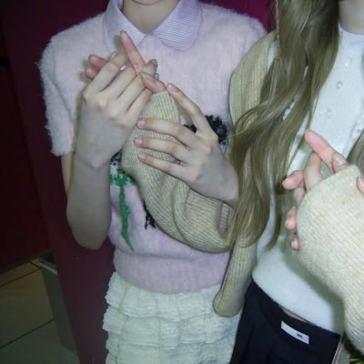 korilomula's profile picture. 뉴진스 🌴👾 𓏲ּ𝄢 @hurtribbon