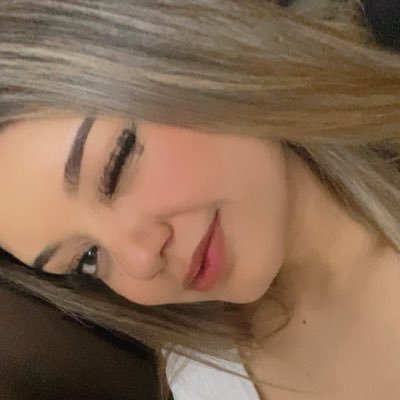 justjenniferlop's profile picture. 🍓