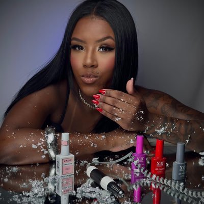 lbtfeiticeira's profile picture. insta de trabalho: acrigelevelyn 💅🏾  oxum 💛✨