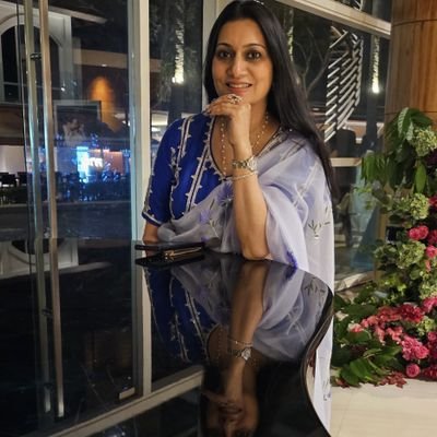 t_n_trips's profile picture. ~I believe in love, just not in people anymore~
Right,Straight,somewhat Centre,directionless-how does it matter?  Mountains are my callin!