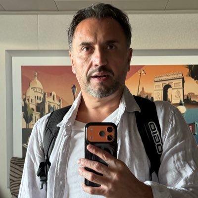 glen_dasilva's profile picture. photographer, founder @voltavr