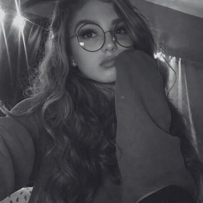 Skyw4lker94's profile picture. Caos, poesia e literatura.            @fe3lblu3 • @konohads • @pelarualove •