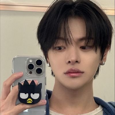 mochicloudss_'s profile picture. finally found my ult (male idol) @_leo0o0o LEO✷Z 

🦁 🥀
5th ✷ Allyz ✷ Naya ✷ Monstiez ✷ Everafter ✷