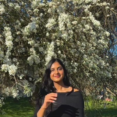 TiyaTwts's profile picture. part-time soft eng, full-time Alice in delulu land ≧∀≦ miss wanna do all things on her own 👩🏻‍💻👩🏻‍🍳🏃🏻‍♀️👩🏻‍🎨🧗🏻‍♀️