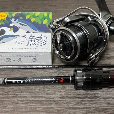 haze_surfgomoku's profile picture. ライトタックル鈴鹿は、釣り好きの店主・きだが本業の傍らで気ままに運営する、三重・鈴鹿の小さなオンライン釣具店です。繊細な魚信を感じ、魚の引きと竿の曲がりを楽しむスタイルを大切にし、ハゼ釣りやサーフ五目をライトタックル＆短時間で楽しむ“お手軽釣行”を中心に楽しんでます。