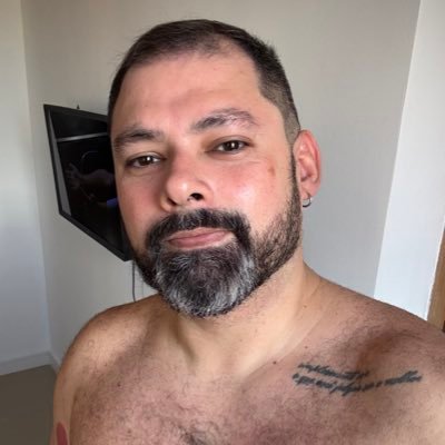 kakilhos's profile picture. eu juro que com mais de 280 caracteres eu sou interessante, mas como aqui não pode. 🤷🏻‍♂️