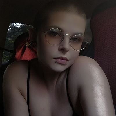 VinodK49171's profile picture. 18 +!!! adult content creator I make spicy content for your enjoyment 😘 premade and custom available DM for more information spicy links available as well 💗💗