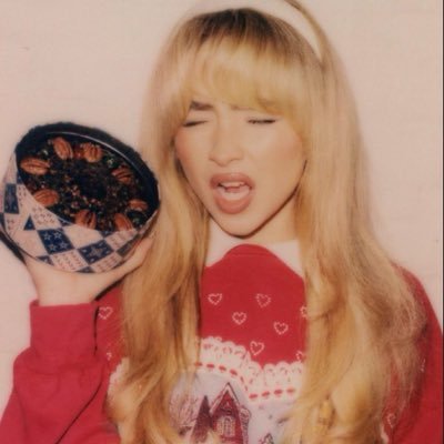 deviIofthemoon's profile picture. not Sabrina Carpenter #multiship