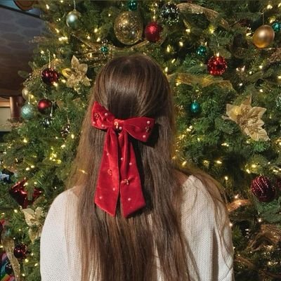 ayeshaablah's profile picture. I like to talk about the things I love here.