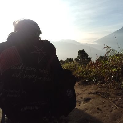 tua_n_muda's profile picture. jangan serius serius amat jadi orang...