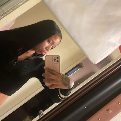 nylakanaee's profile picture. 