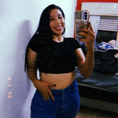 MicaSobrecasa's profile picture. 🦋